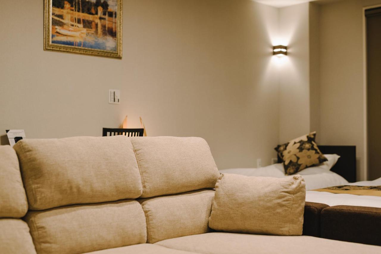 Grand Base Karatsu Ekiminami Aparthotel Kültér fotó